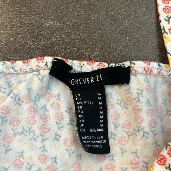 Forever 21 juniors size medium crop halter top with tiny floral design - Picture 2 of 3